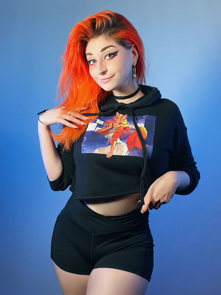 Anime Byndo Crop-Hoodie product image (1)