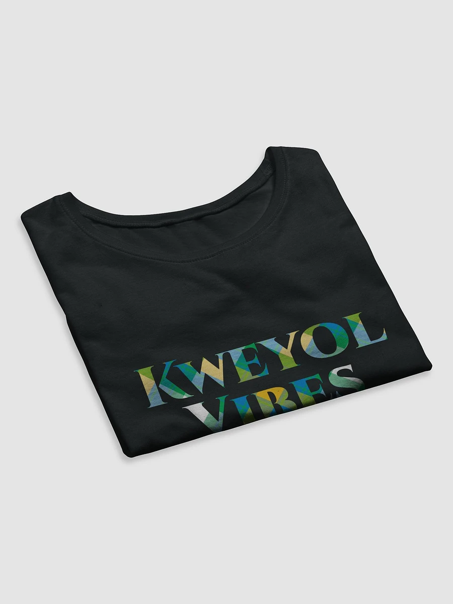 Kweyol Vibes Crop Tee product image (20)