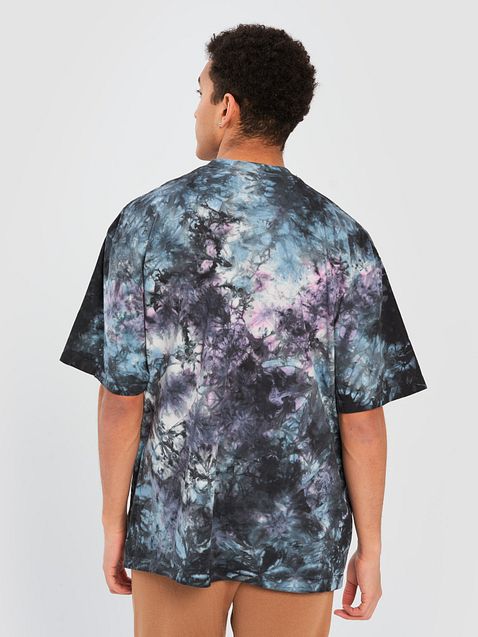 Photo showing Shaka Wear Oversized Tie-Dye T-Shirt