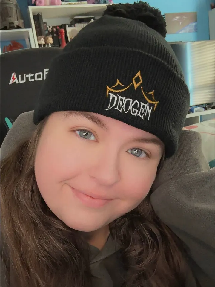 Deogen Deity Beanie - Pom Pom product image (1)