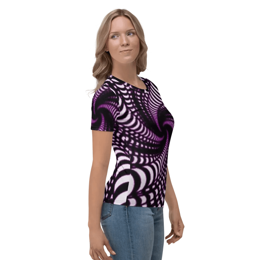 Spiral Illusion Tee shirt product image (3)