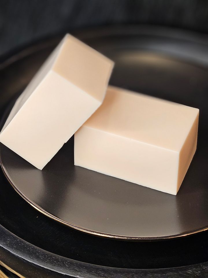 FRANKINCENSE & MYRRH product image (2)