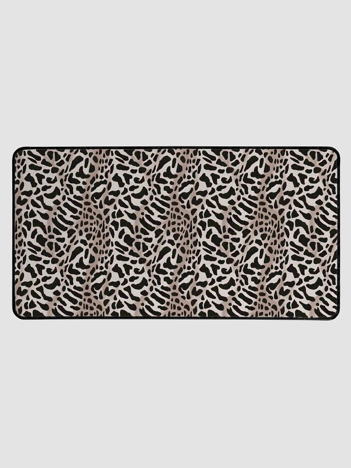 Café Giraffe Desk Mat product image (1)