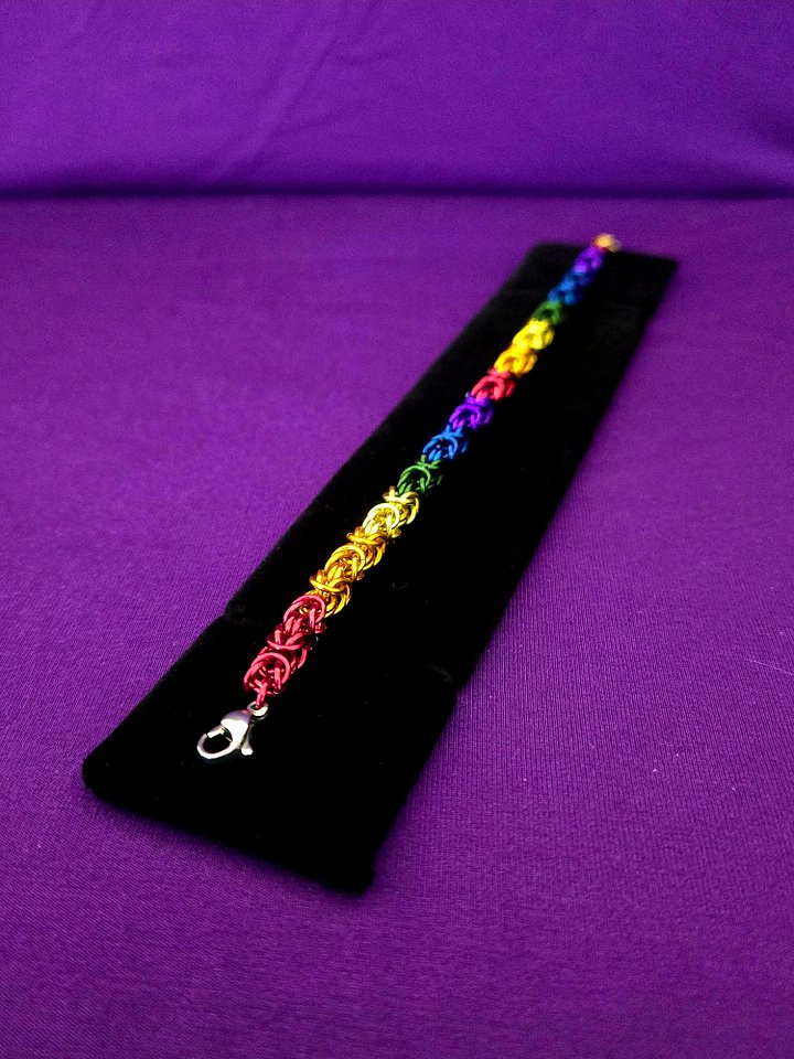 Chainmail Bracelet Rainbow product image (1)