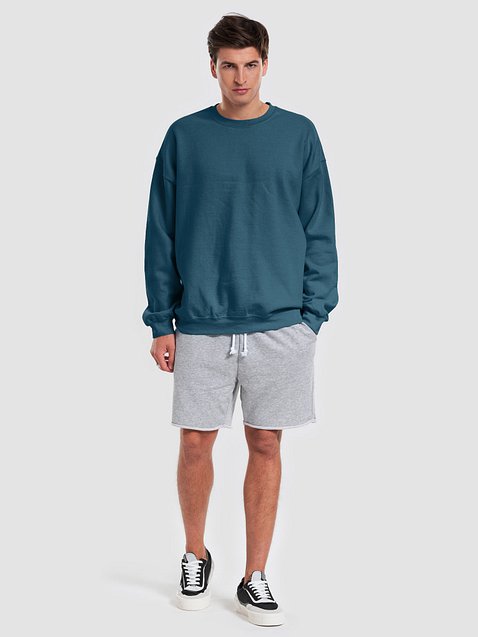 Photo showing Gildan Classic Crewneck Sweatshirt