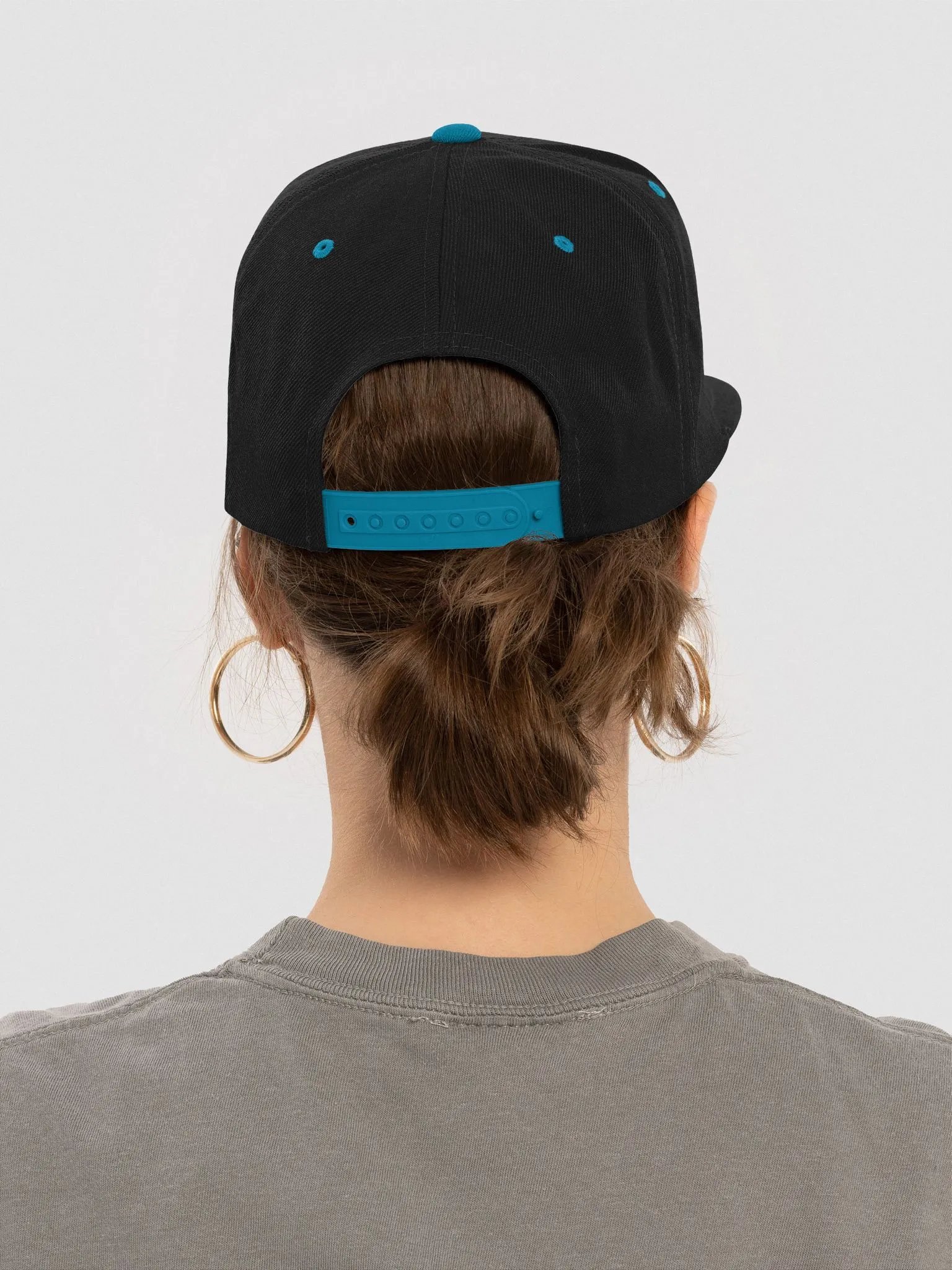 Skull Emblem Snapback product image (7)