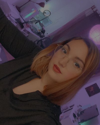 An era comes to an end as I moved out of the apartment that I started streaming in. 🥲

So here are some “hi, I’m going live n...