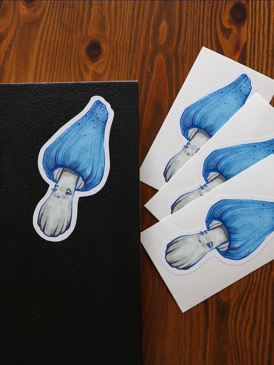BLUE MUSHROOM STICKER product image (3)