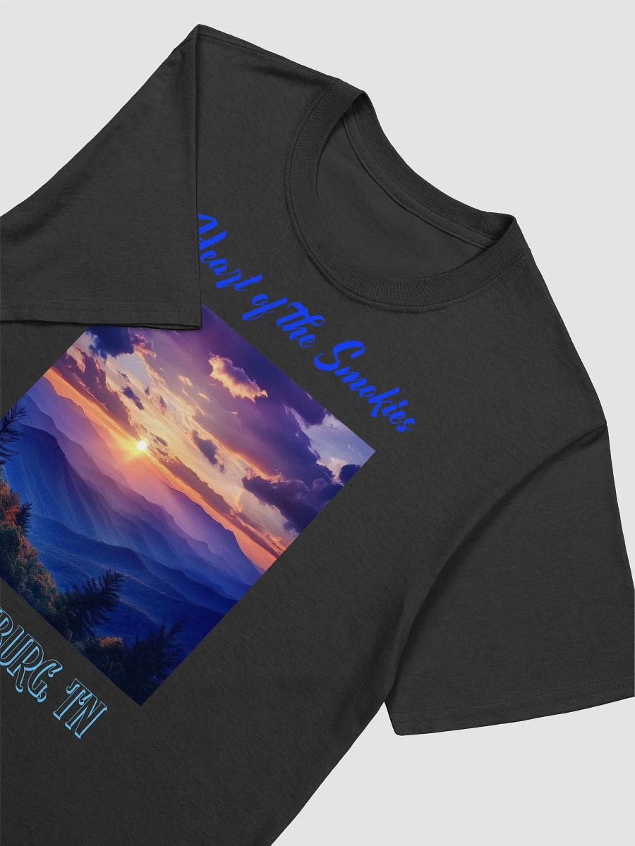 "Heart of the Smokies" Gatlinburg, TN T-Shirt product image (4)
