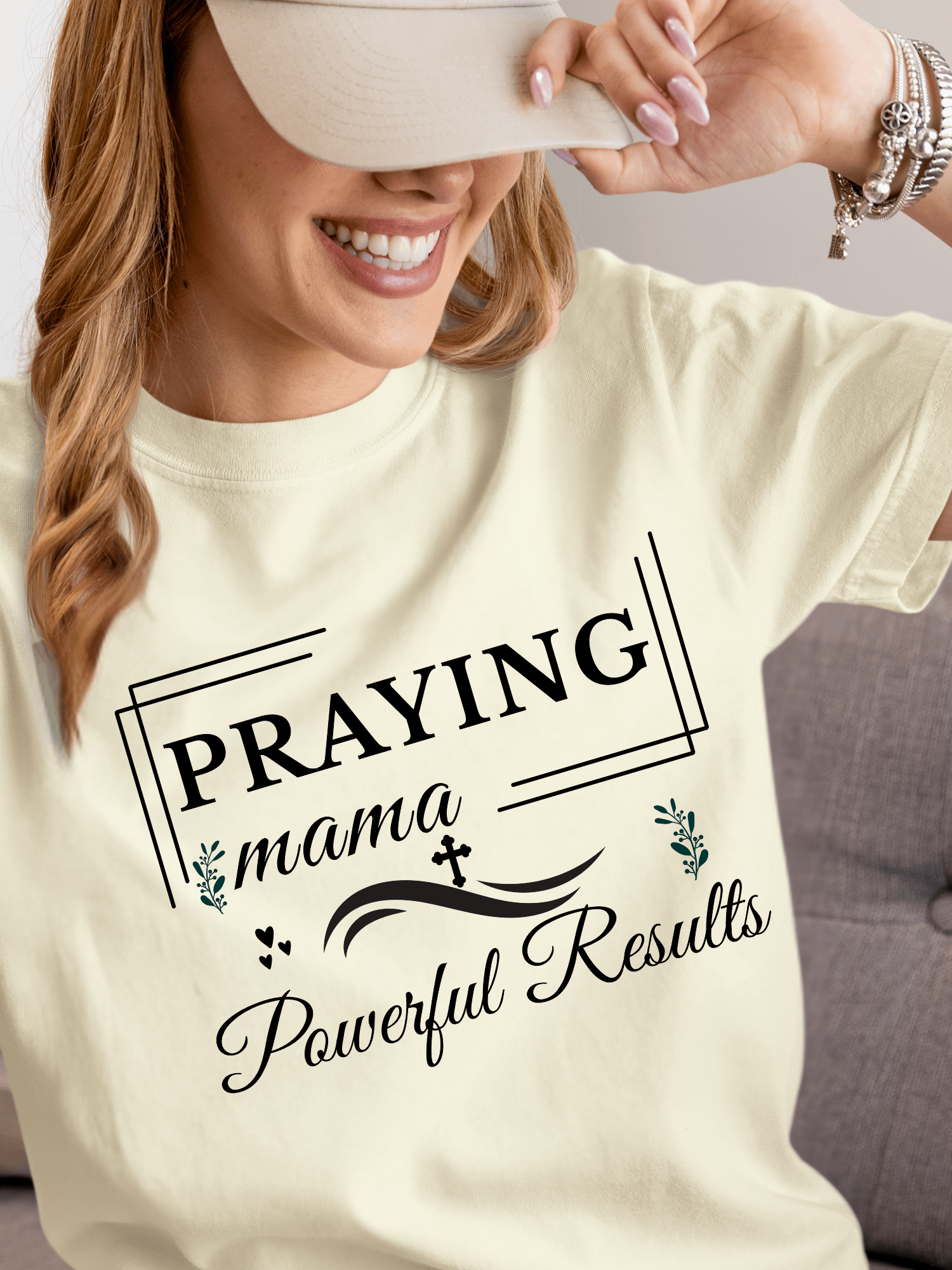 Praying Mama, Comfort Colors T-shirt product image (10)