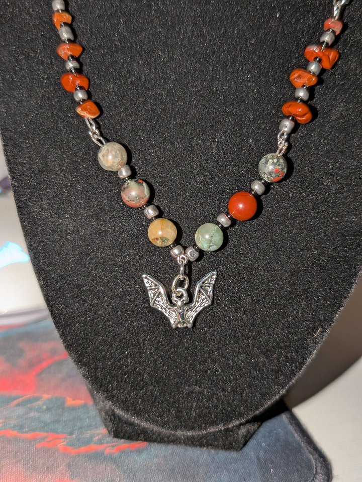 Bloodstone & Red Jasper Crystal Choker! product image (2)