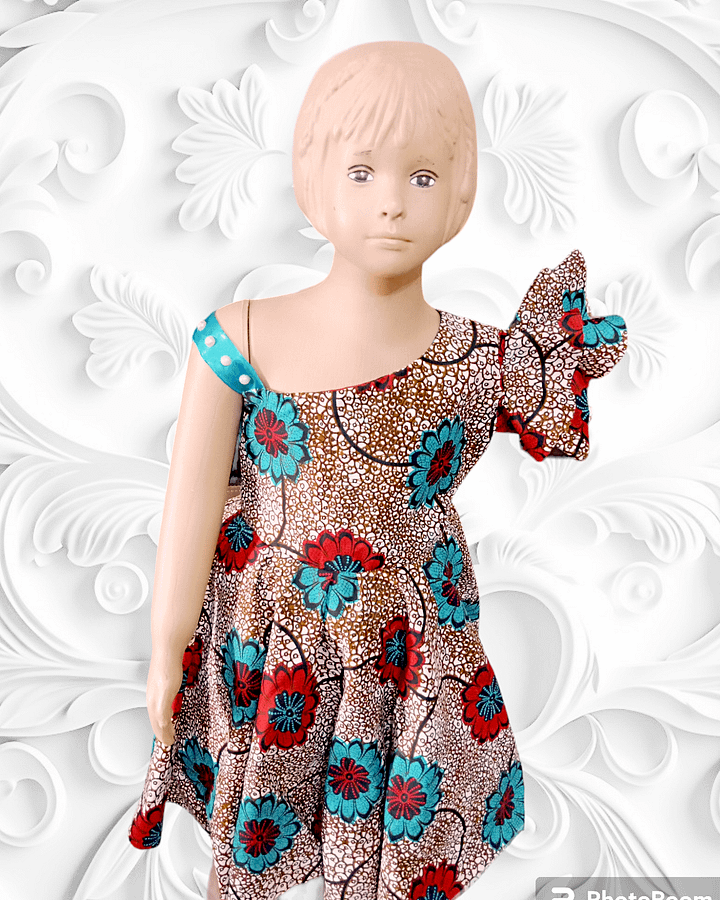Asymmetrical dress for kids 5-6years product image (2)
