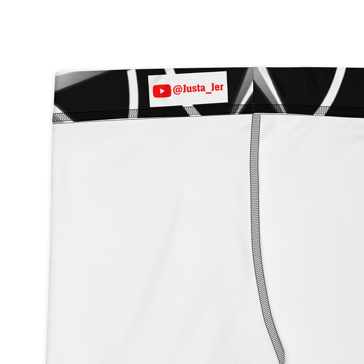 The Compass Trail Capri Leggings – Adventure in Every Step product image (2)