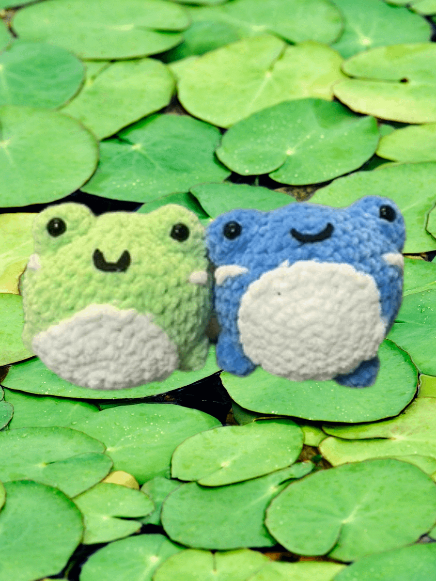 Chonky Frogs product image (1)