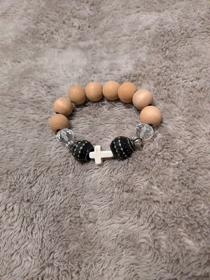 Cross Bracelet product image (1)