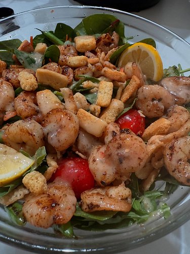 Smoky Garlic Herb Shrimp w/ Garlicky Green Beans and Lemony Green Salad