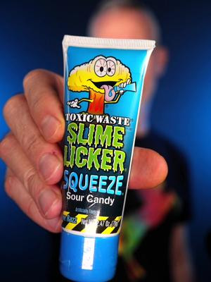 Trying weird candy ASMR: Blue Raspberry ICEE Sour Squeeze, Toxic Waste Slime Licker Squeeze, and Laffy Taffy  #asmrcandy #candyasmr #blueraspberry 
