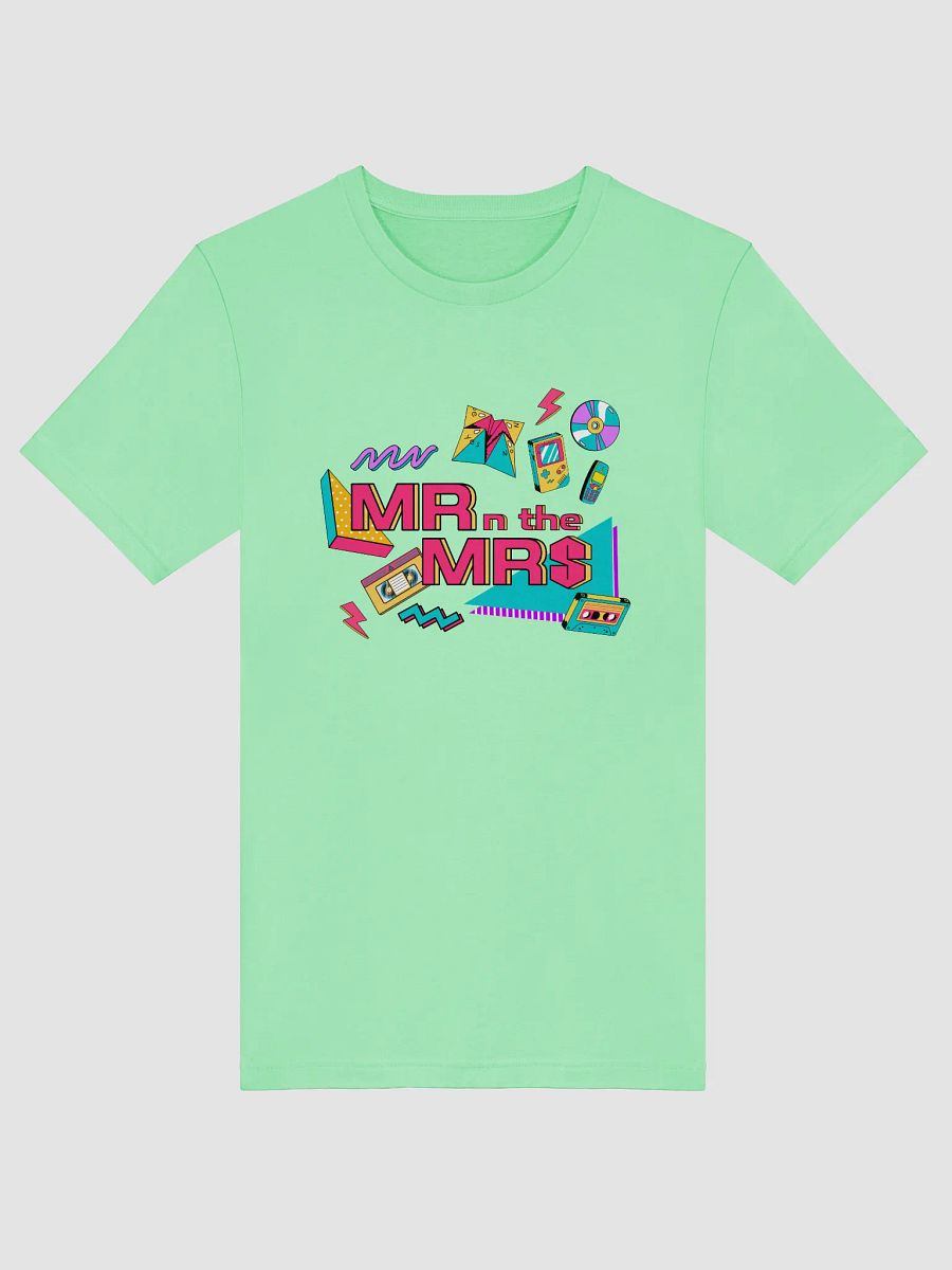 Nostalgic Throw Back - T-shirt product image (27)
