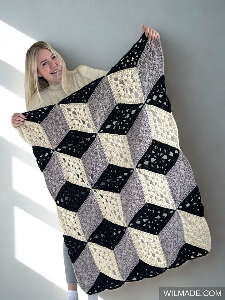 Tulip Cube Throw product image (2)