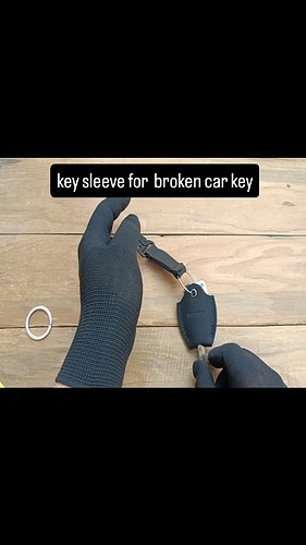 meeboy key sleeve for broken car key #brokenkey  #key #carkey #keychain #keyfob #airtagcase #airtag  suitable for your airtag