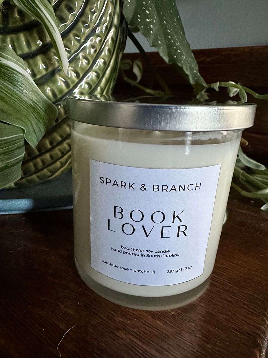 Book Lover Candle 📚 product image (1)