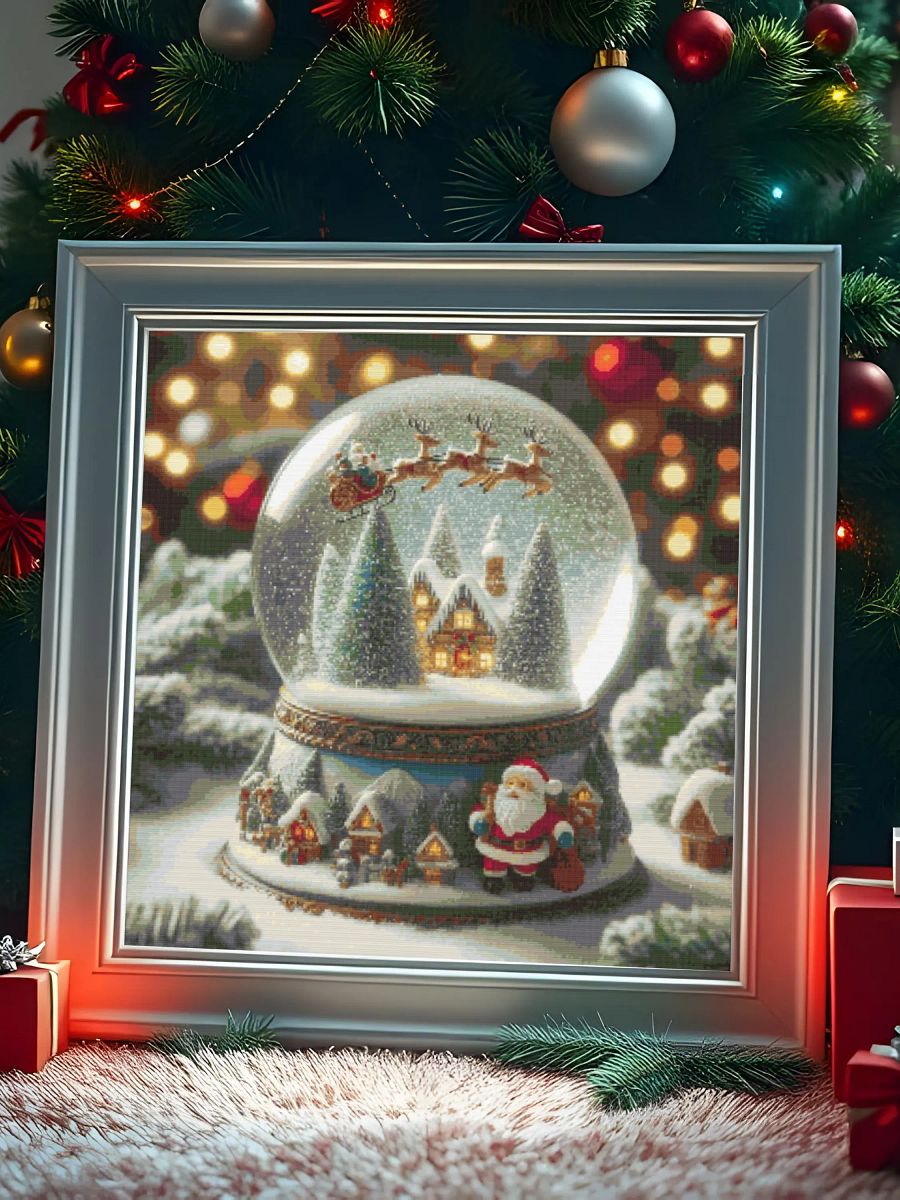 Christmas Snow Globe product image (5)