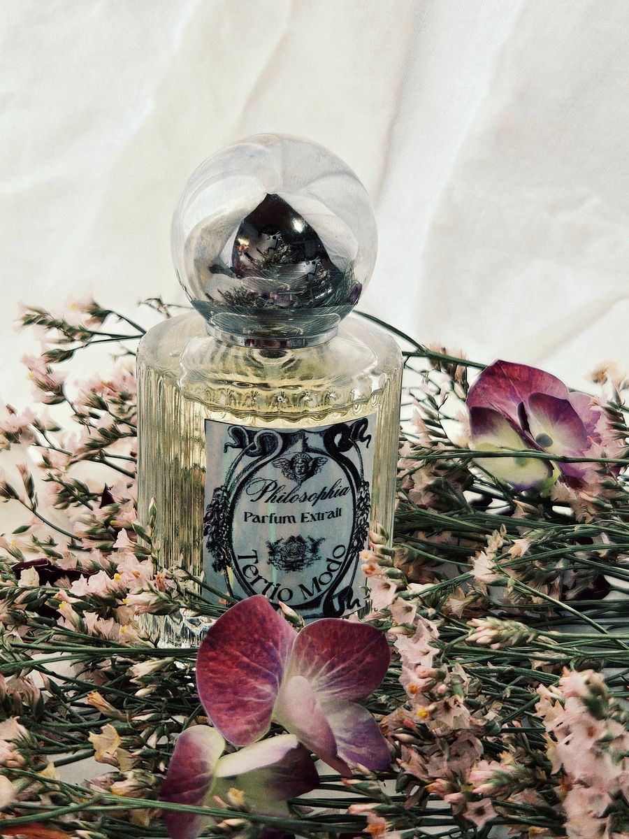 Tertio Modo – Extrait de Parfum (30ml) product image (4)