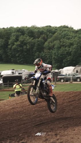 @lachlanturner99 🎟️✅ @unadillamx
#roadtolorettas
@agtwentyone
-
#motocross #supercross #dirtbikes #mx #racing #whip #yamaha #...