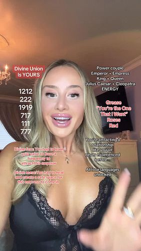 222: Your frequency has unlocked a new realm of love… the realm of DIVINE UNION. I am so proud of you! I love you! 

🔮 The pa...