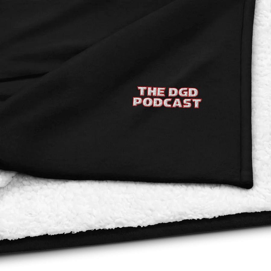 The DGD Podcast Cozy Sherpa Blanket product image (6)