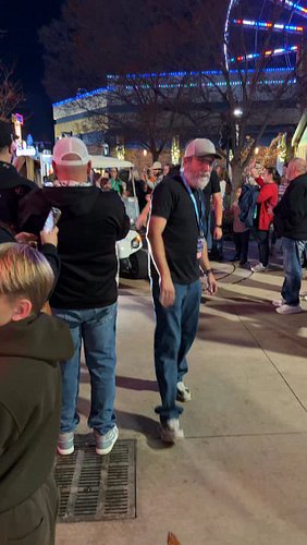 Paula Deen in Pigeon Forge leaving The Island last night! #pigeonforge #pauladeen