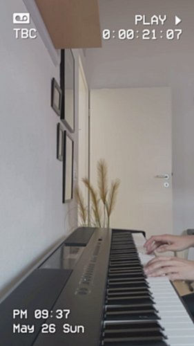 Home, sweet home. Feels good to be back and at my piano again. Sat down and just let it flow.

#homesweethome #music #musicia...