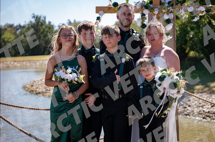 Arctic Vette Family Wedding Photo 2 - Honeymoon Fundraiser product image (1)