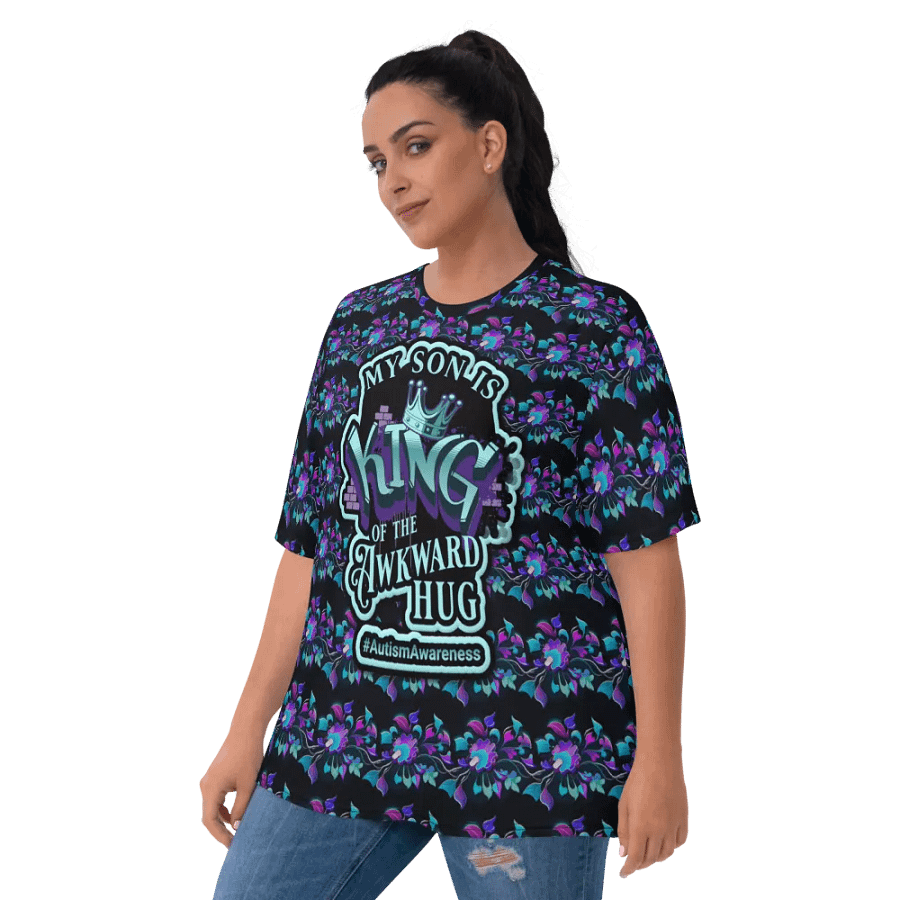 King of the Awkward Hug #Autism Awareness All Over Print T-shirt product image (12)