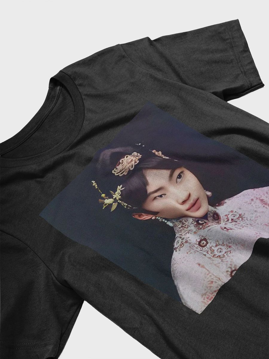 Last Empress in Color - Super Soft Tee product image (2)