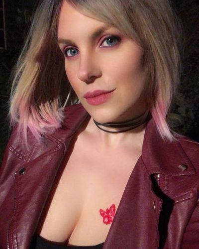 More of my Maria cosplay (I know it’s quite a simple costume, but I was quite proud of this one!) 💖🖤

#silenthill #silenthill...