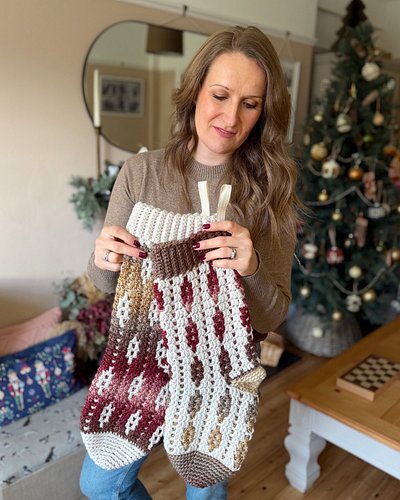 Say ST3 for details ✨ Want a fun, fast, festive crochet project? The Starlight Stocking is calling!