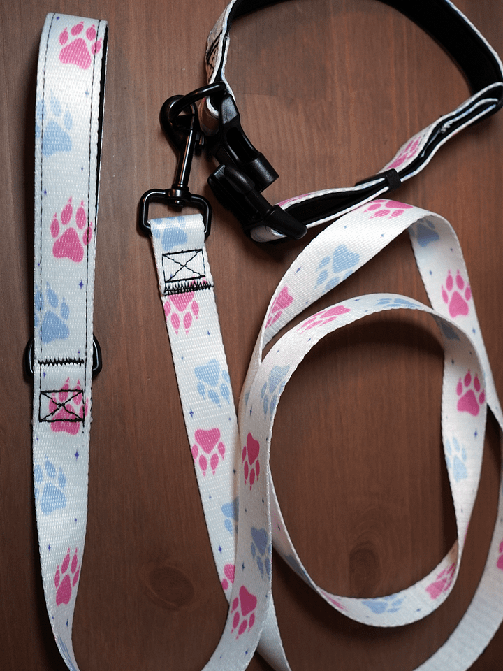 LZ Trans Wolf Paw Leash & Collar - White product image (2)