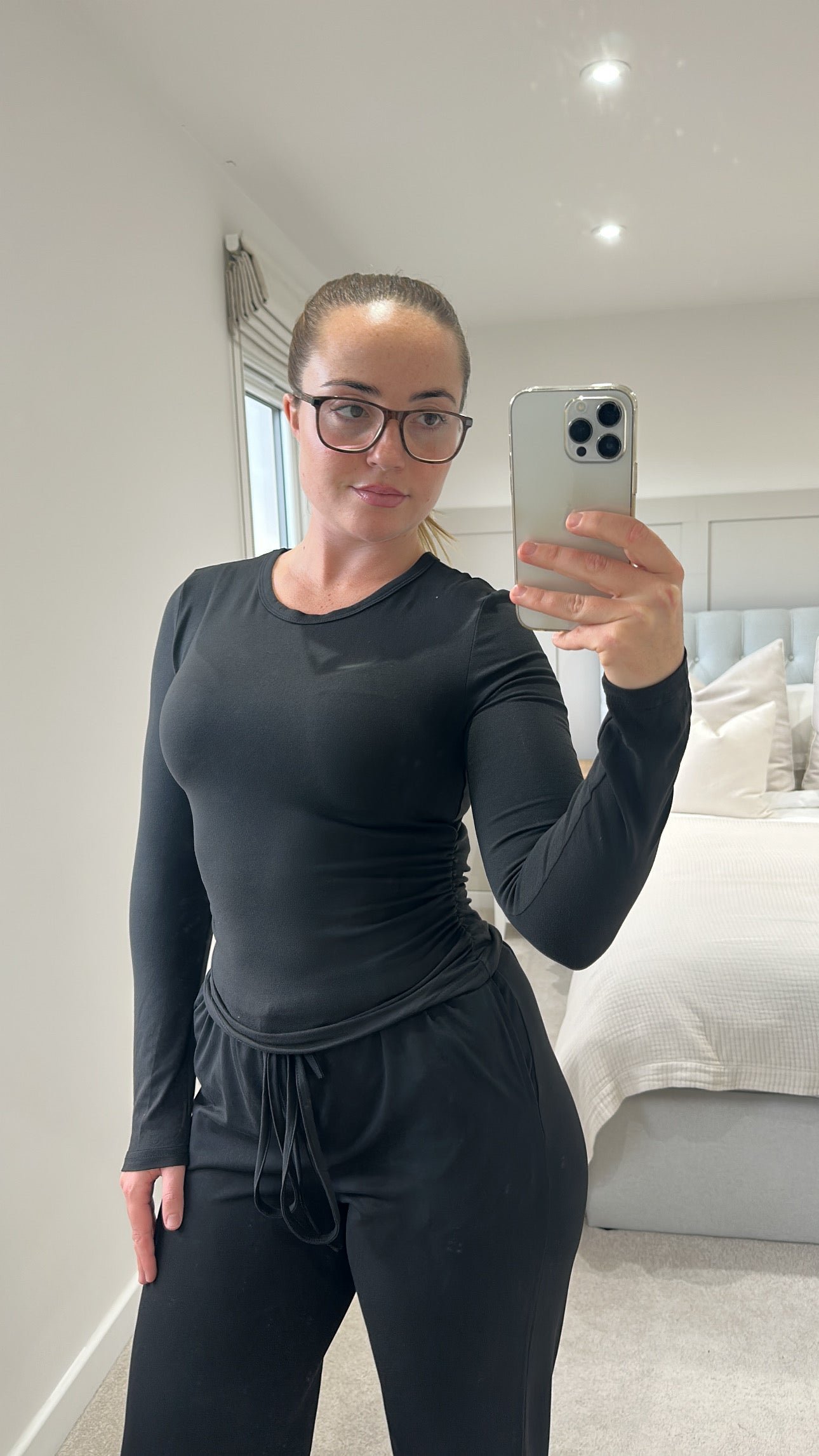 Black soft stretchy basic longsleeve loungeset product image (2)