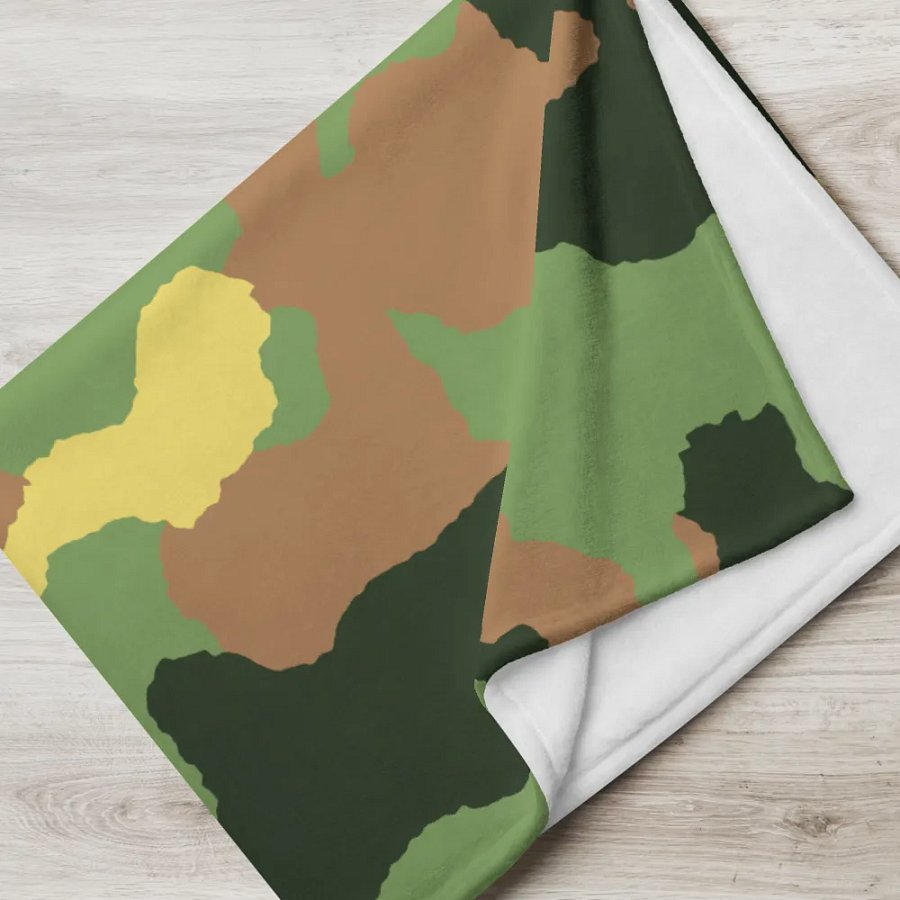 Camouflage Comfort Throw Blanket product image (17)