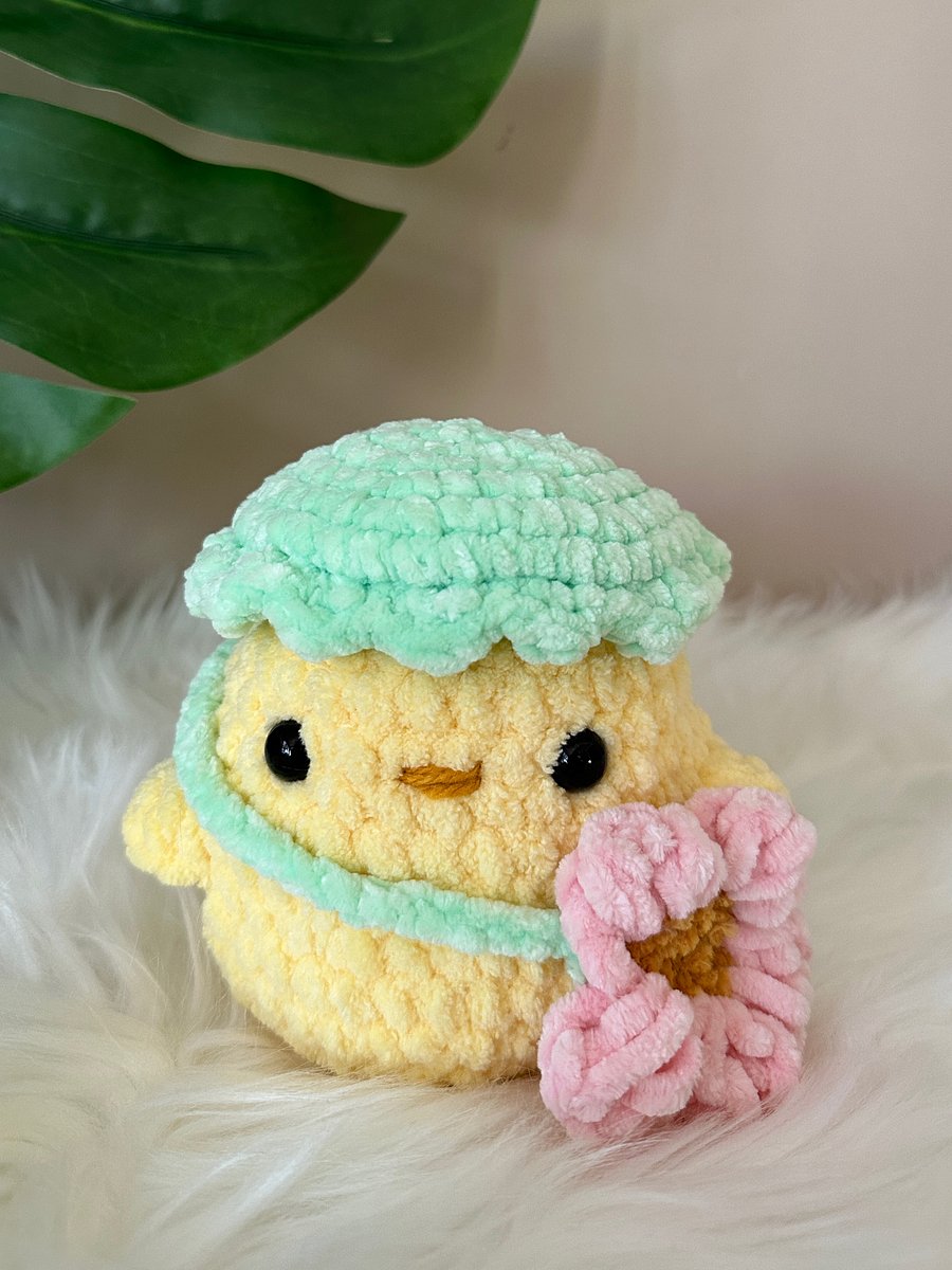 Chick w/ Removable Hat & Flower Purse product image (1)