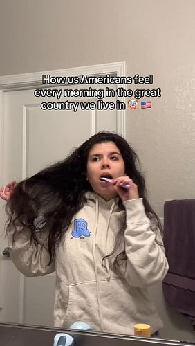 The only good thing about my situational depression is that I’m funny again 💀🤡

#depressionhumour #bpdhumor #bpdmemes #bipola...