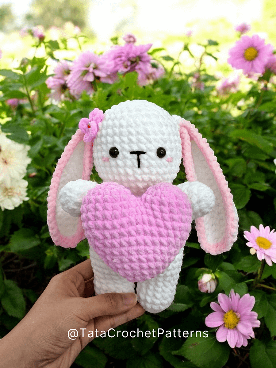 Crochet Pattern - Amigurumi Bunny Holding The Heart product image (7)
