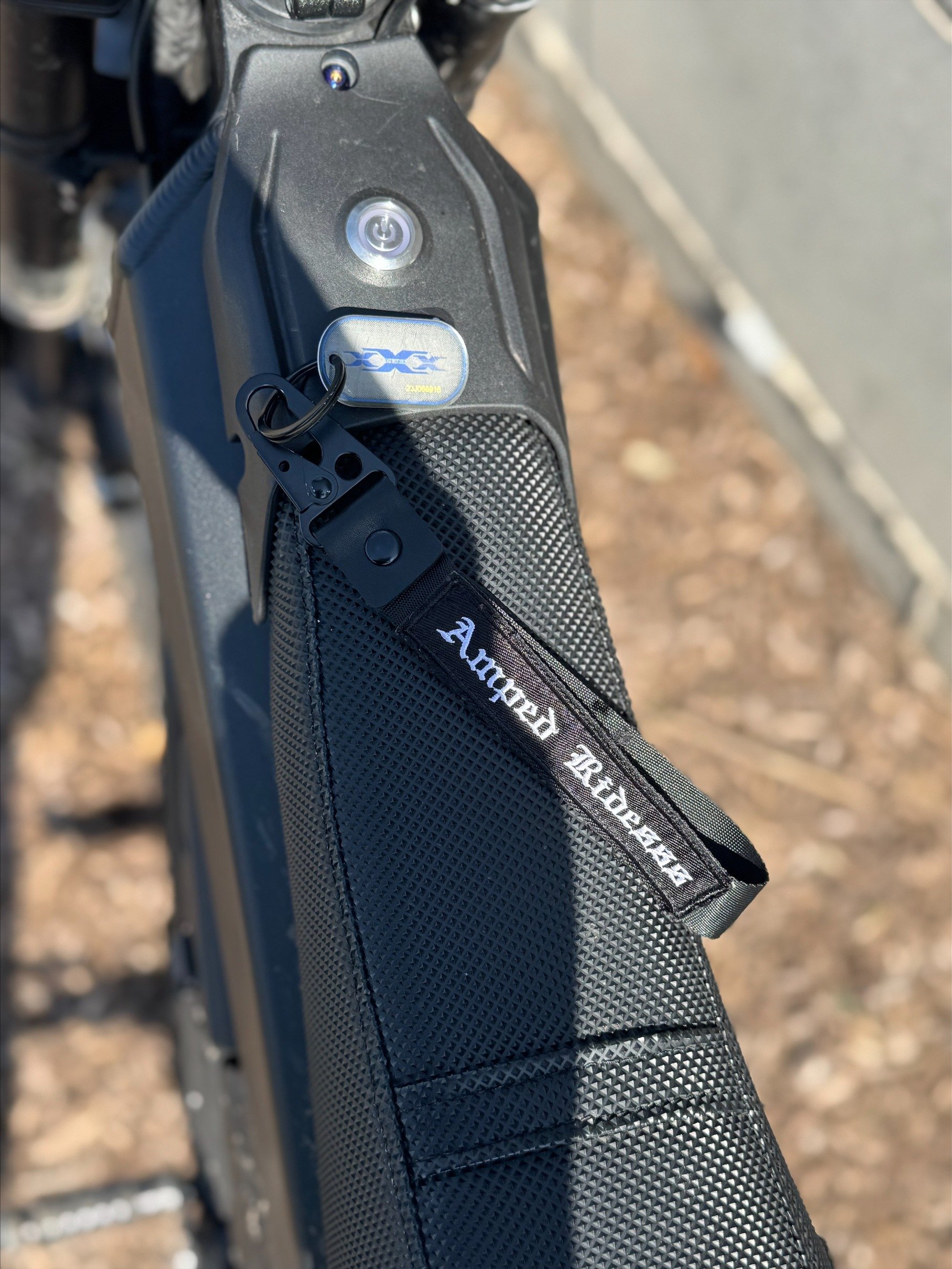 amped ridess key chain product image (6)