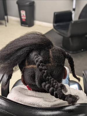 Book your appointment today  Link in bio  #fyp #viral #salon #hairstyle #hairsalon 