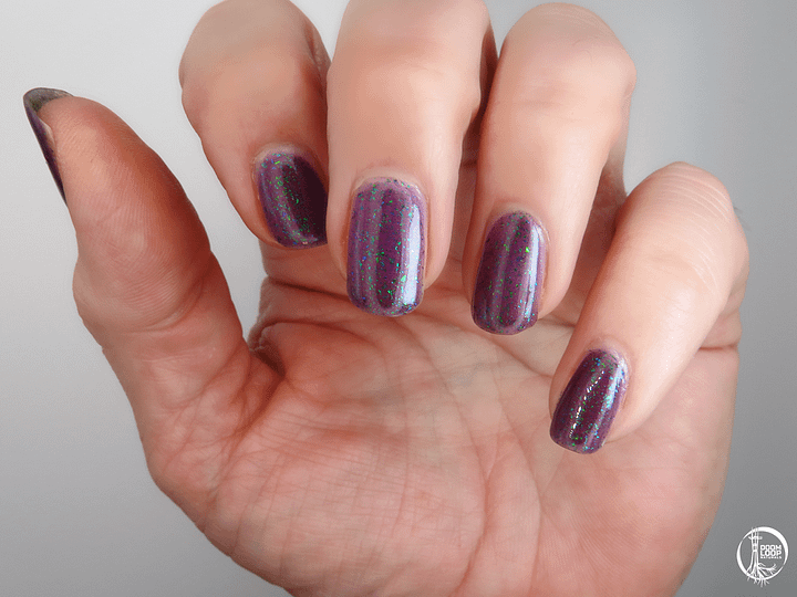 COUCH FKR - Dark Plum to Pink Thermal Green Flake Nail Polish product image (2)