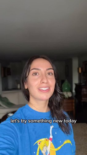 Not our first Friendsgiving, but my first time filming a little vlog of it ✨🧡 Want to see more behind-the-scenes moments from...