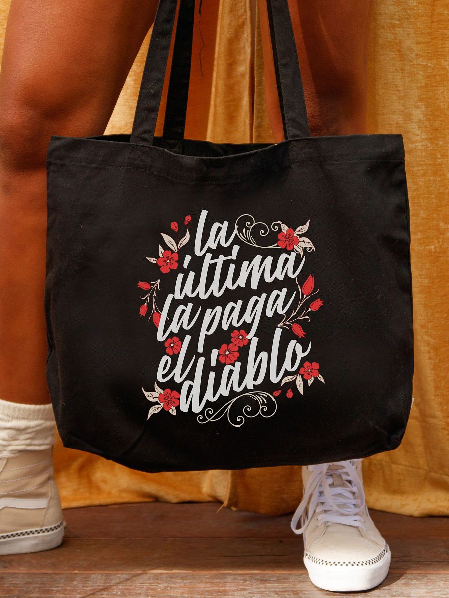 La última la paga el diablo Tote Bag product image (1)