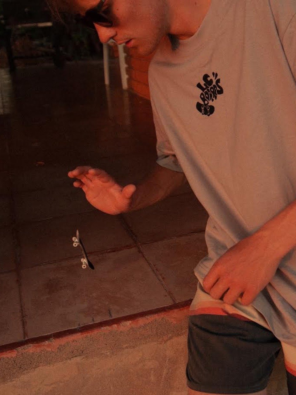 LC BOARDS FINGERBOARD THICK COTTON TEE GREY product image (3)
