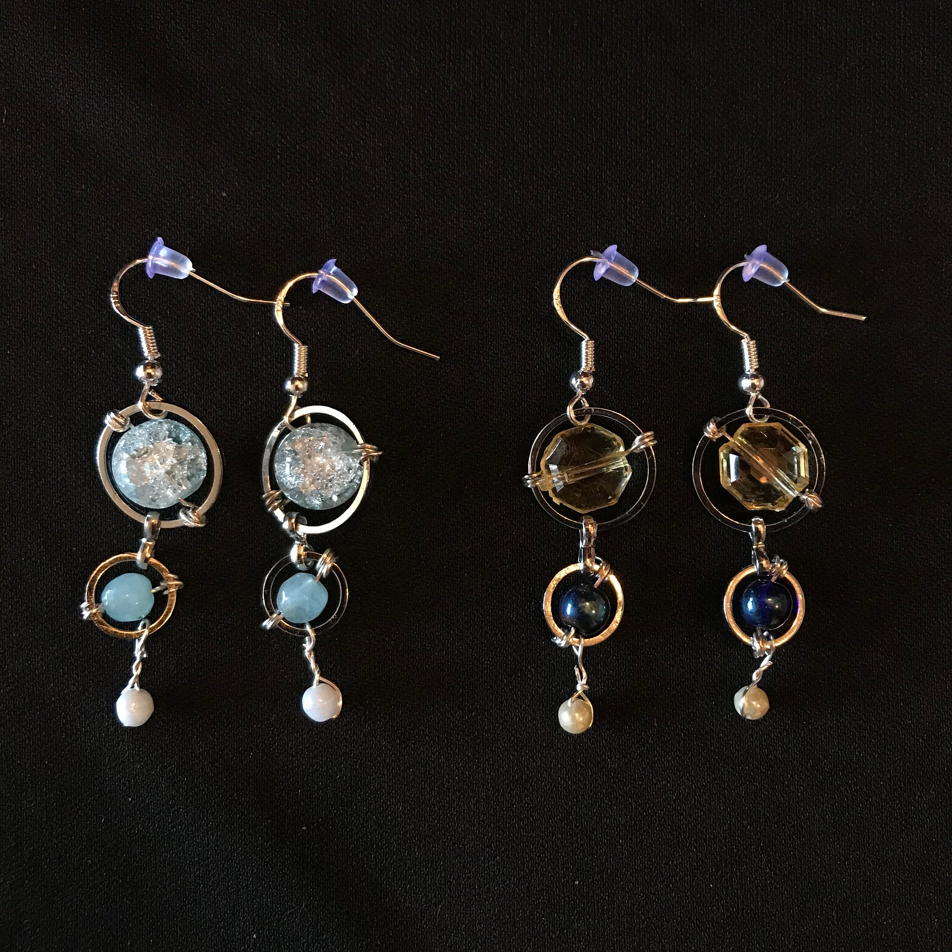 Snowy and Midnight Circle Drop Earrings product image (1)